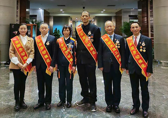 祝賀！這6位邵陽人在北京人民大會(huì)堂接受表彰！